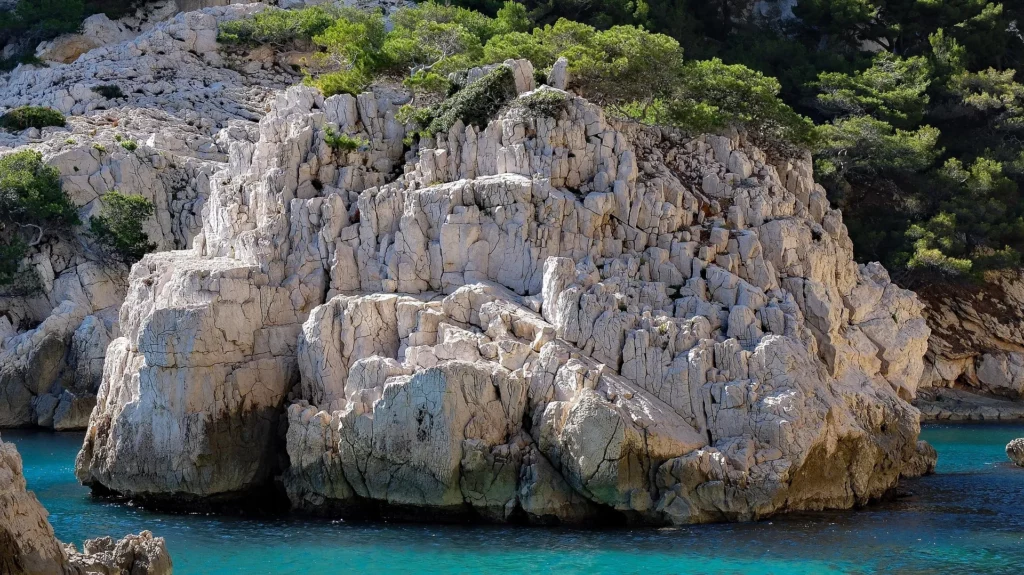 Visite des Calanques en bateau depuis Marseille